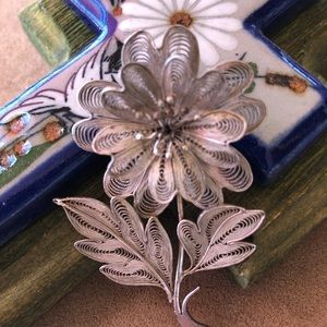 Vintage Filigree Flower Brooch